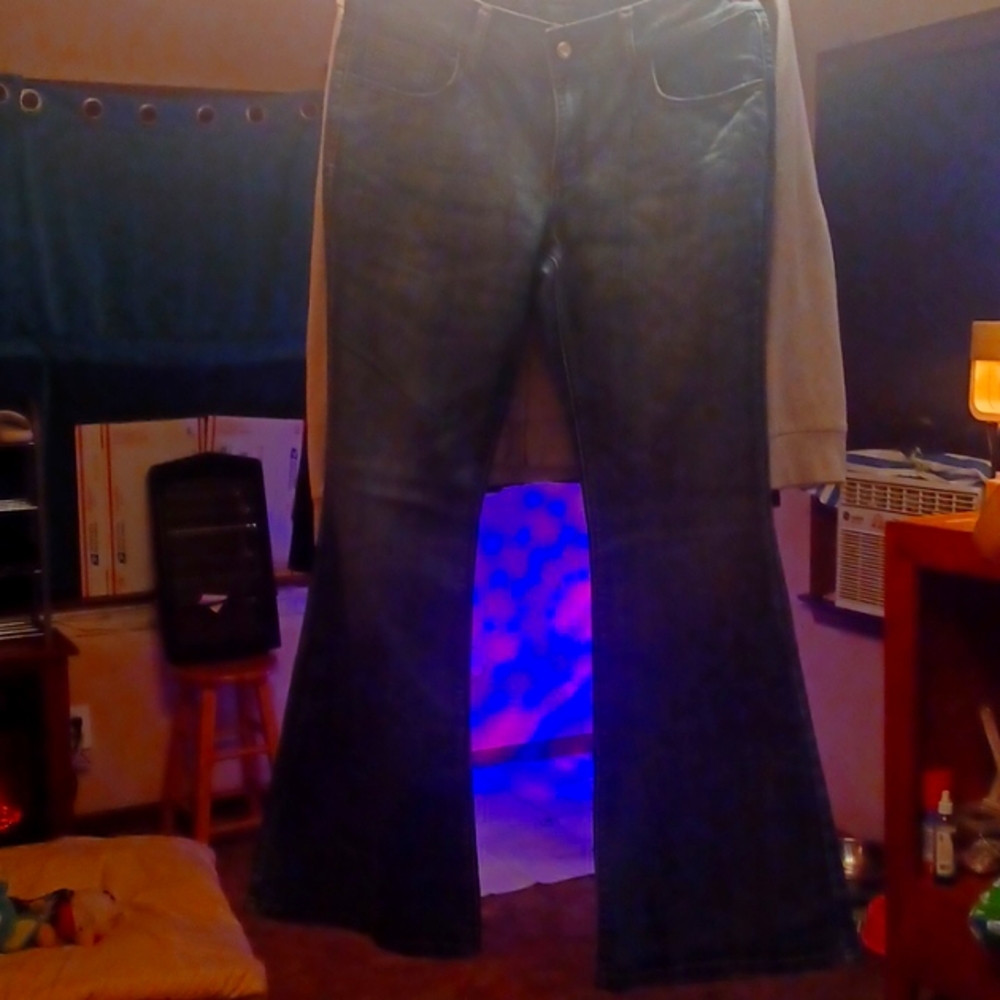 A pair of new jeans never wore just washed
